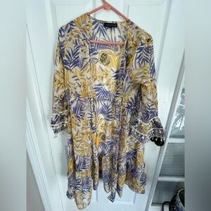 Club Z Bell Sleeved Cover Up Dress Size Small